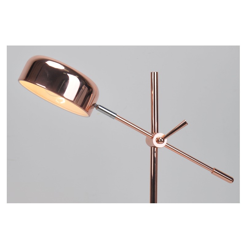 Stolní lampa s kovovým odstínem a funkcí nastavení