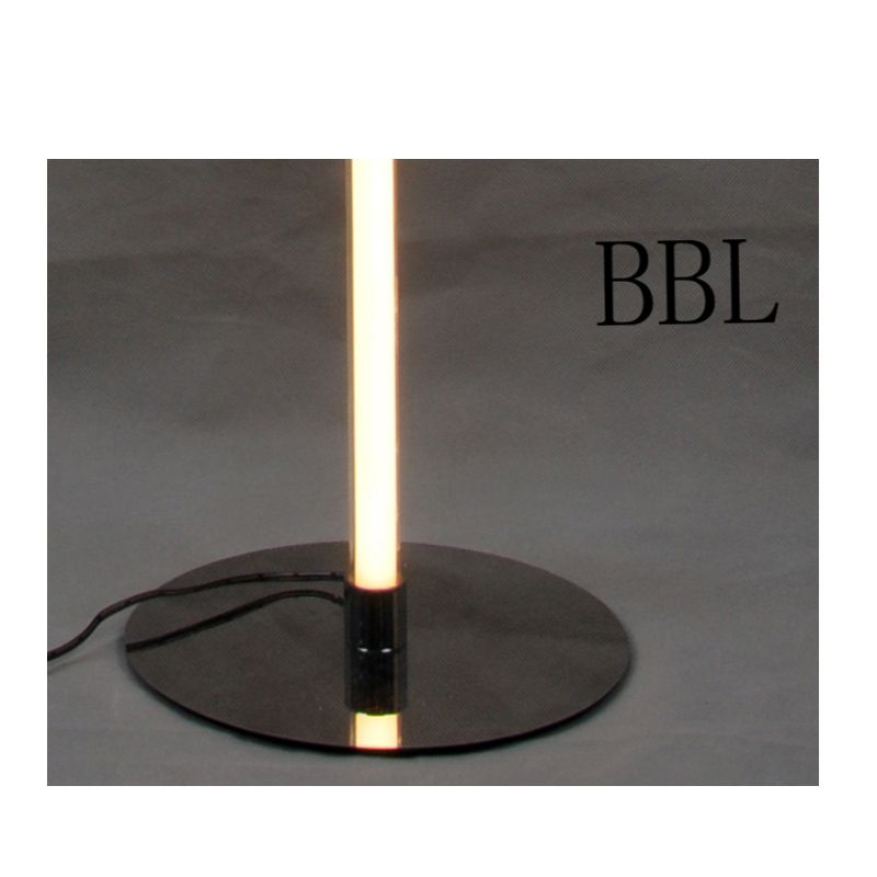 LED stojací lampa s akrylovou rovnou trubicí