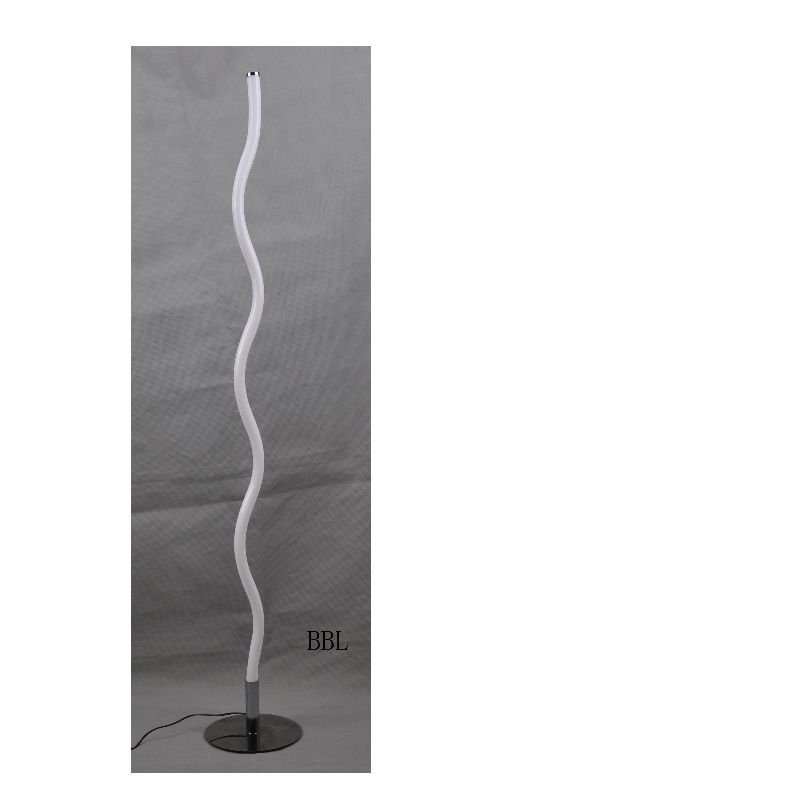 LED stojací lampa s akrylovou vlnovkou