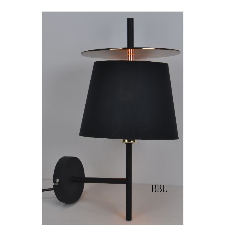 Moderní nástěnná lampa s látkovým odstínem a dekorační plachtou PB