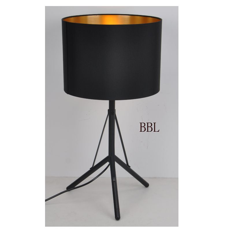 Třínová stolní lampa s textilním stínem